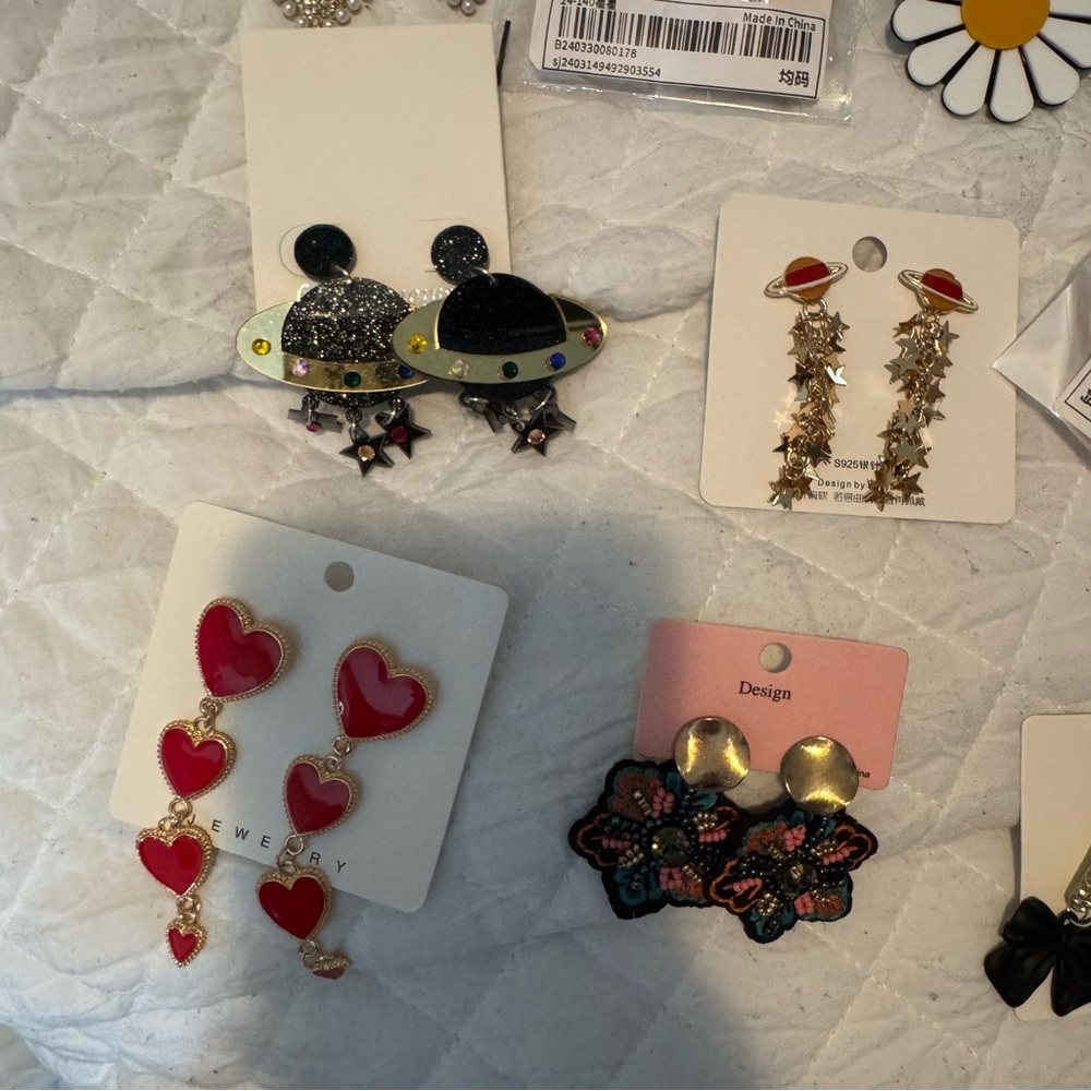 Statement earring bundle - Picture 2 of 5
